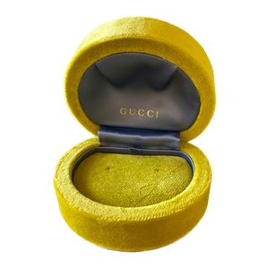NEW Authentic Gucci Gold Velvet Earrings Gift Box